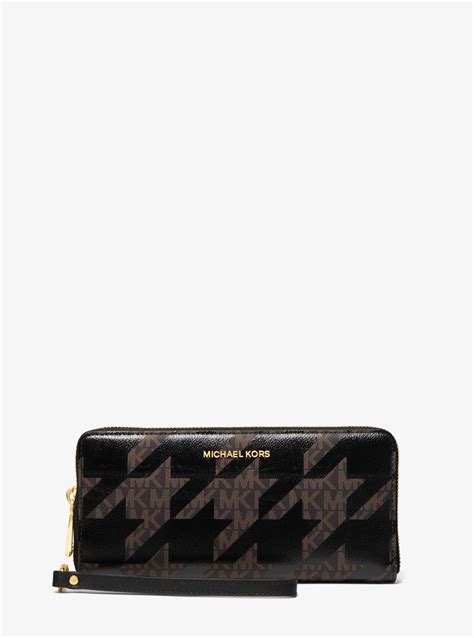 michael kors houndstooth wallet|Large Houndstooth Logo and Leather Continental Wallet – .